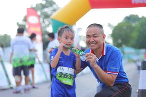 BIB: 2631
                            <button type="button" onclick="openModal(3655105)" class="btn btn-primary btn-sm float-right btn-popup" data-toggle="modal" data-target=".modal-high-quality">
                        <i class="fas fa-shopping-cart"></i> Add to Cart
                    </button>
                                            <button type="button" onclick="isThisMe(3655105, true)" class="btn btn-success btn-sm float-right btn-popup btn-isme hidden" data-toggle="tooltip" data-placement="bottom" title="นี่คือรูปของคุณใช่ไหม คลิกที่นี่เพื่อเอาเข้าอัลบั้ม">
                        <i class="fas fa-plus"></i> Add to album
                    </button>
                    <button type="button" onclick="isThisMe(3655105, false)" class="btn btn-warning btn-sm float-right btn-popup btn-isnotme hidden">
                        <i class="fas fa-ban"></i> Remove from album
                    </button>